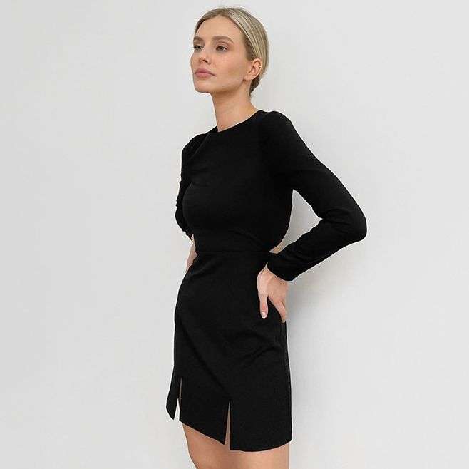 2024黑裙赫本风黑色连衣裙性感露背设计修身长袖女women clothes
