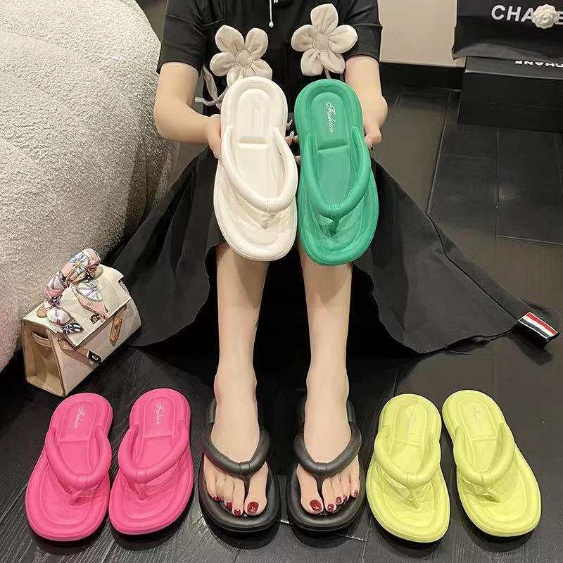 women shoes感人字拖女外穿夏糖果色高颜值舒适沙滩夹脚拖鞋2024