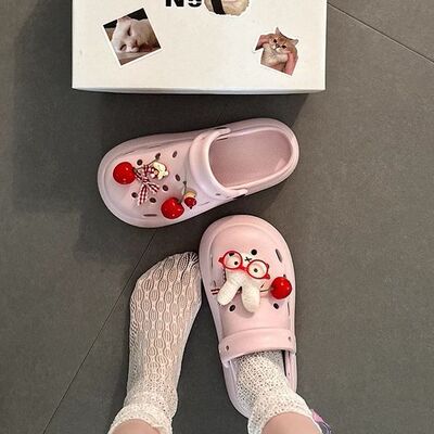 时尚休闲百搭厚底增高洞洞鞋女2025夏季新款樱桃米菲兔外穿凉