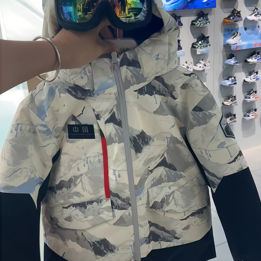 中国冰雪安踏儿童男小童羽绒服2025冬款保暖儿童四防热返羽绒外套
