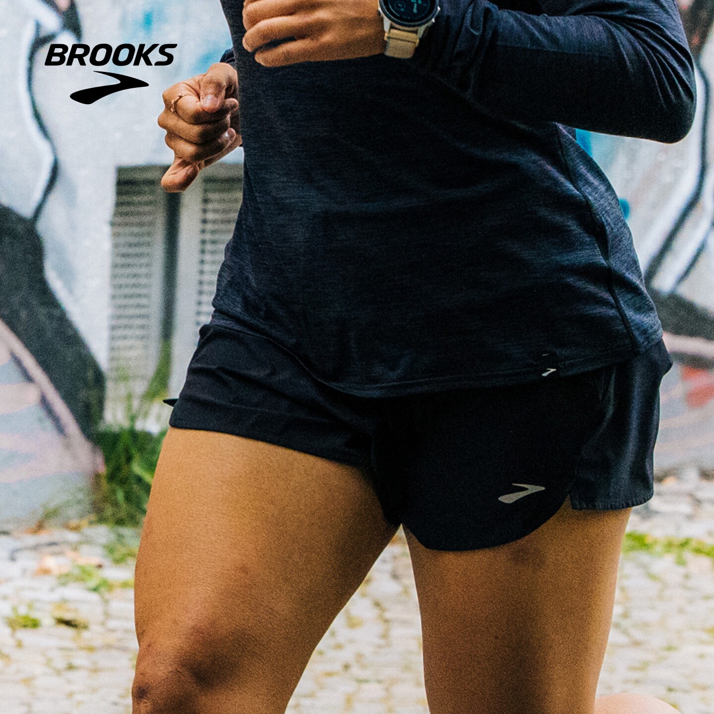 BROOKS布鲁克斯女子专业跑步运动短裤舒适透气三分裤可收纳