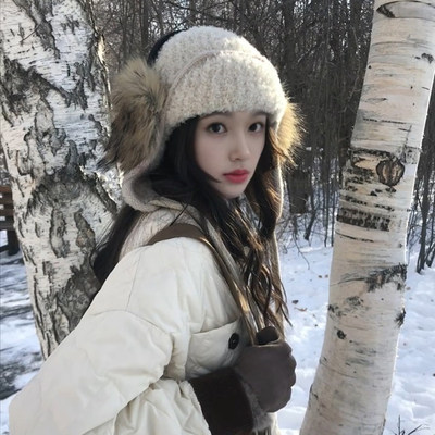 显脸小毛绒保暖护耳帽子女冬防寒