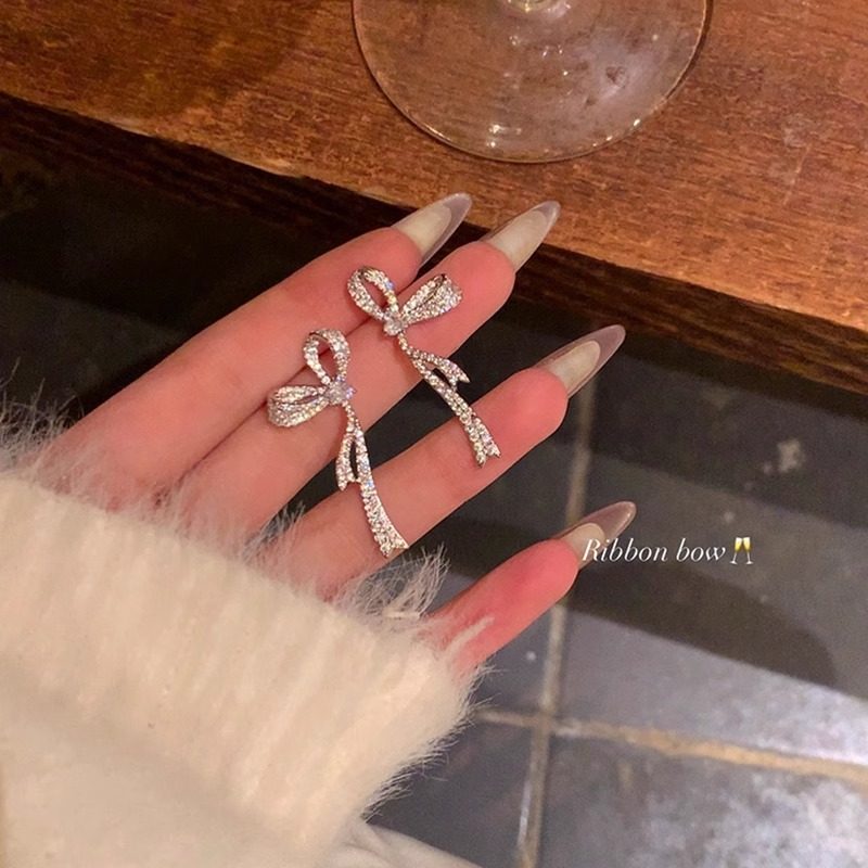 千金感蝴蝶结耳钉轻奢高级感气质大气独特耳环2025新款爆款耳饰女,饰品/流行首饰/时尚饰品新,耳钉,淘宝优惠券,粉丝福利购,淘宝优惠卷