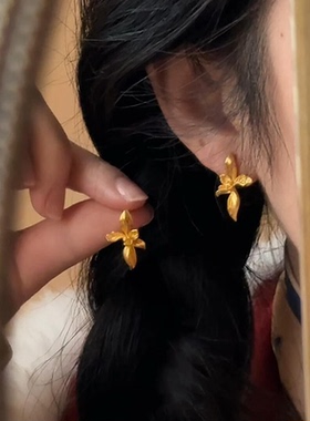 玉兰花耳钉2026新款高级感耳环女