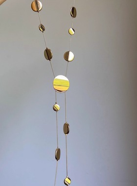 金色圆片项链女新款度假风锁骨链