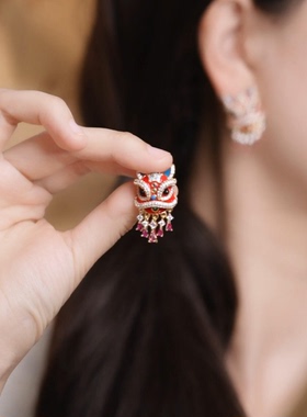 瑞狮呈祥！醒狮红色耳钉高级感轻奢耳环2026过新年国风流苏耳饰女