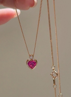 爱心项链女款2025新款锁骨颈链