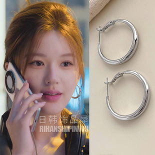 许我耀眼许妍赵露思同款 高级感耳钉圈圈耳圈女 素圈耳环2025新爆款