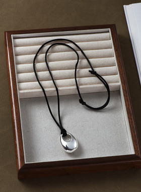 极简水滴吊坠项炼女款2025新款配饰抽拉黑绳长款毛衣炼轻奢高级感