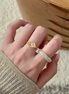 四叶花仿玉髓素圈戒指女小众设计