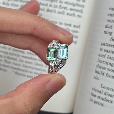 冰透仿绿宝石戒指女小众设计指环