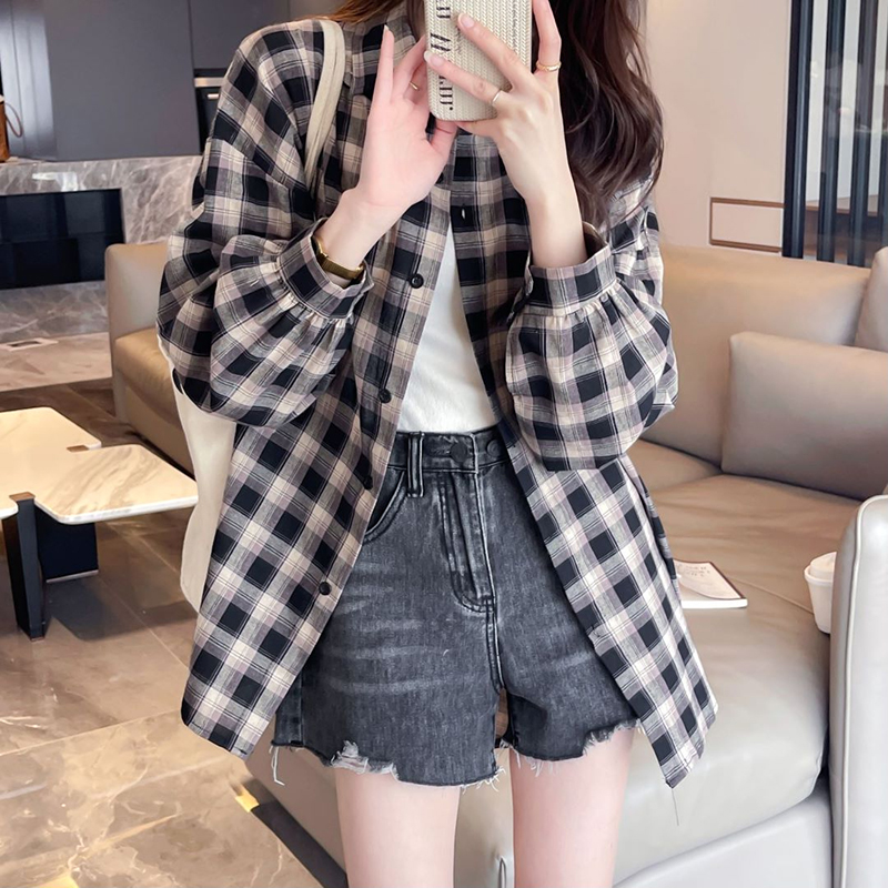 夏季超好看轻薄透气格子防晒衣女