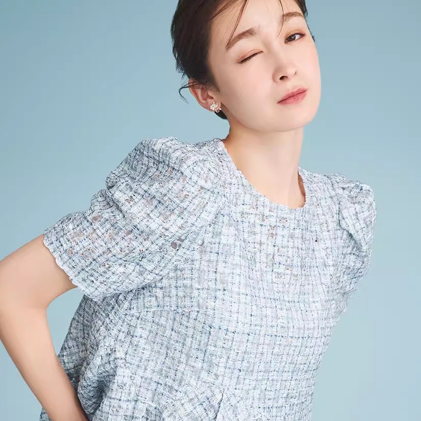 日本代购新品现货速发celford泡泡袖荷叶摆百搭上衣CWFB254119