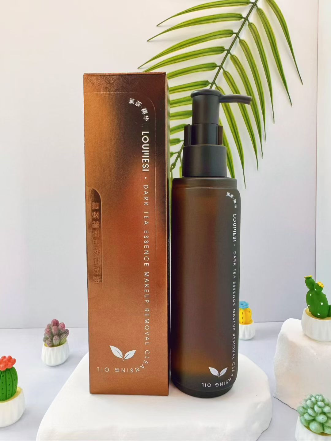 黑茶精粹卸妆洁颜油温和不刺激卸妆油深层清洁眼唇面部三合一卸妆