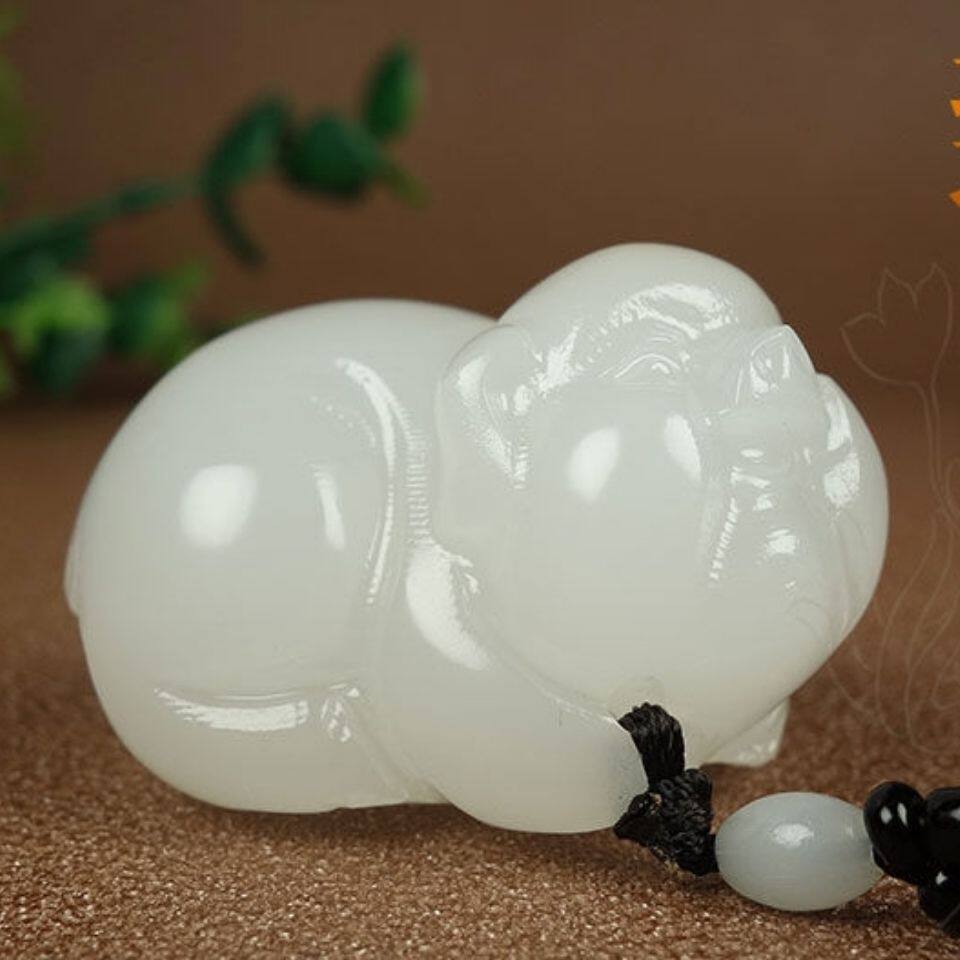 阿富汗羊脂白玉生肖猪吊坠男女款