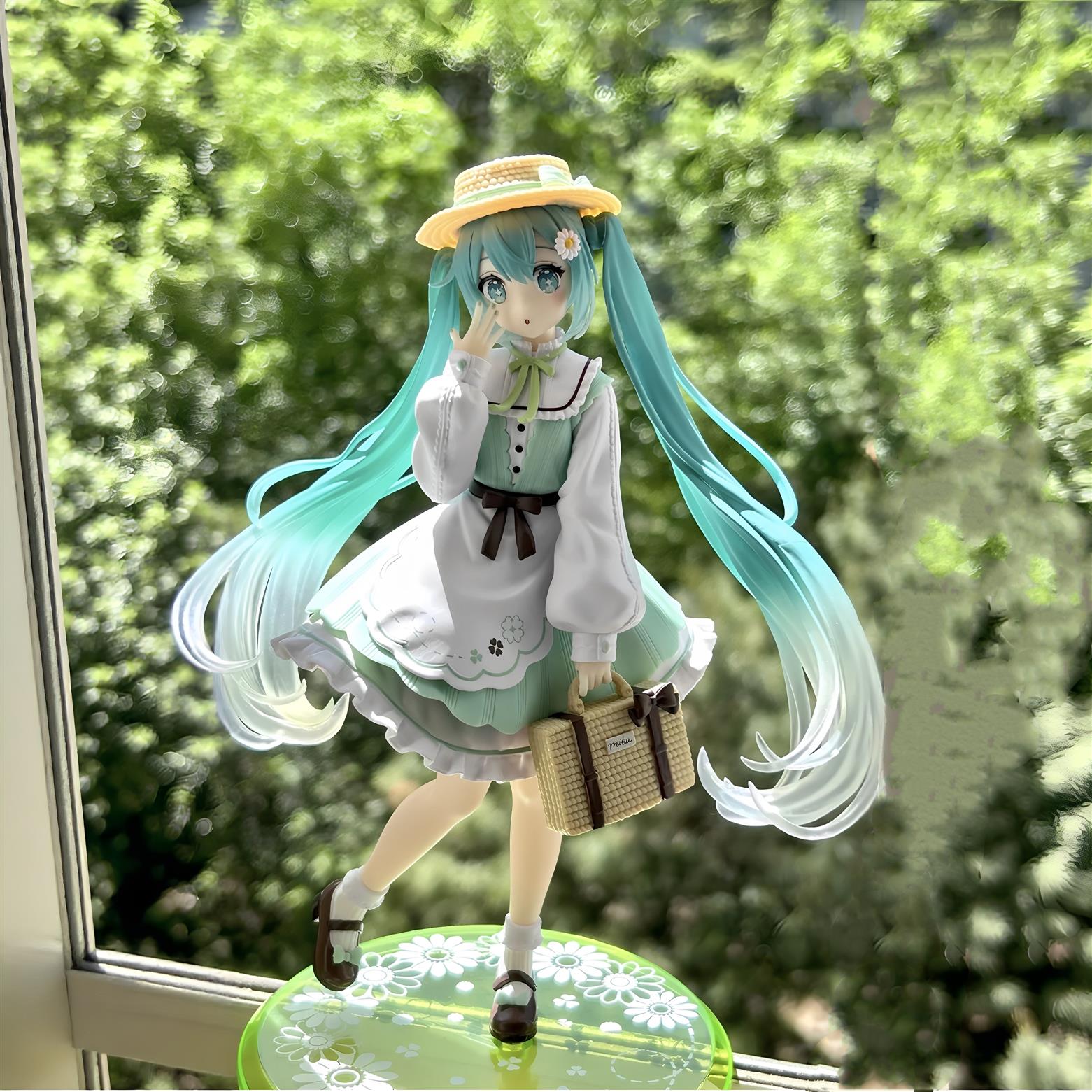 初音未来手办田园风动漫周