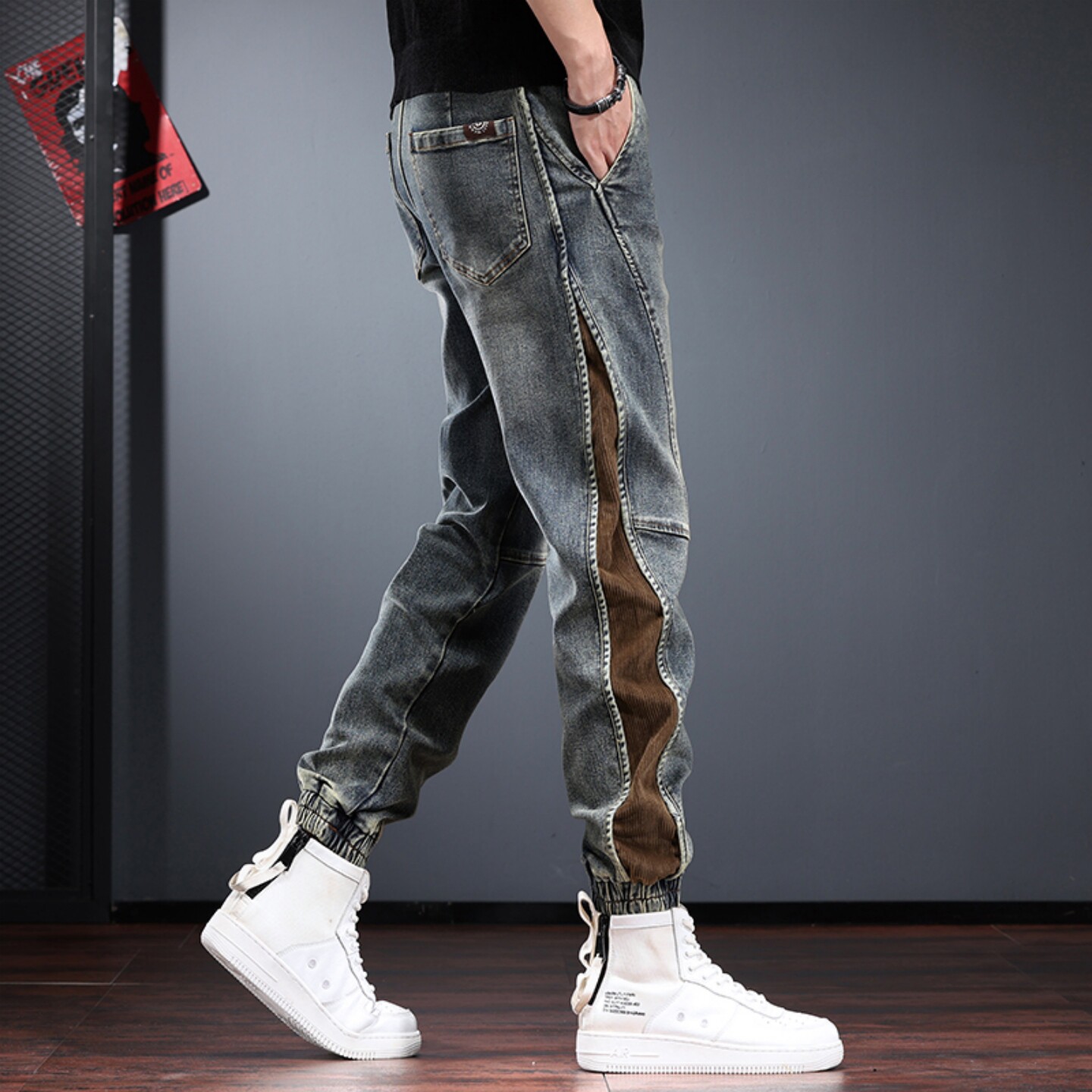 松紧腰牛仔裤男春秋潮牌设计感工装哈伦裤个性复古痞帅抽绳束脚裤