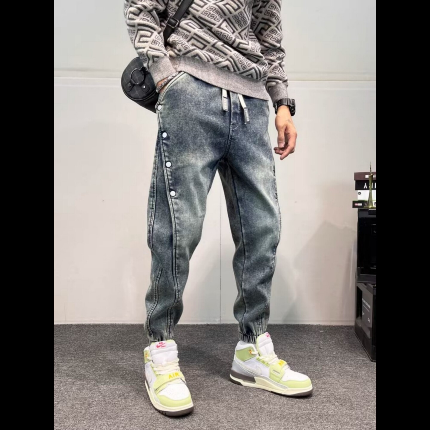 男士牛仔裤春季新款水洗高弹束脚裤潮牌痞帅高街穿搭哈伦九分裤子