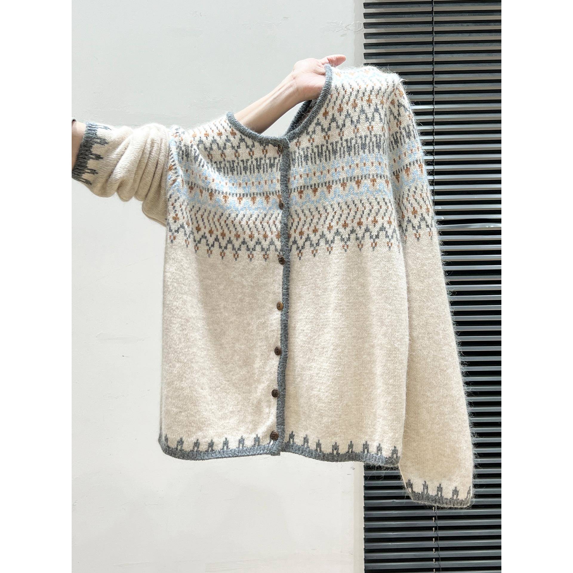 秋冬高级感费尔岛穿搭针织开衫毛衣女2025加厚外套宽松慵懒风上衣