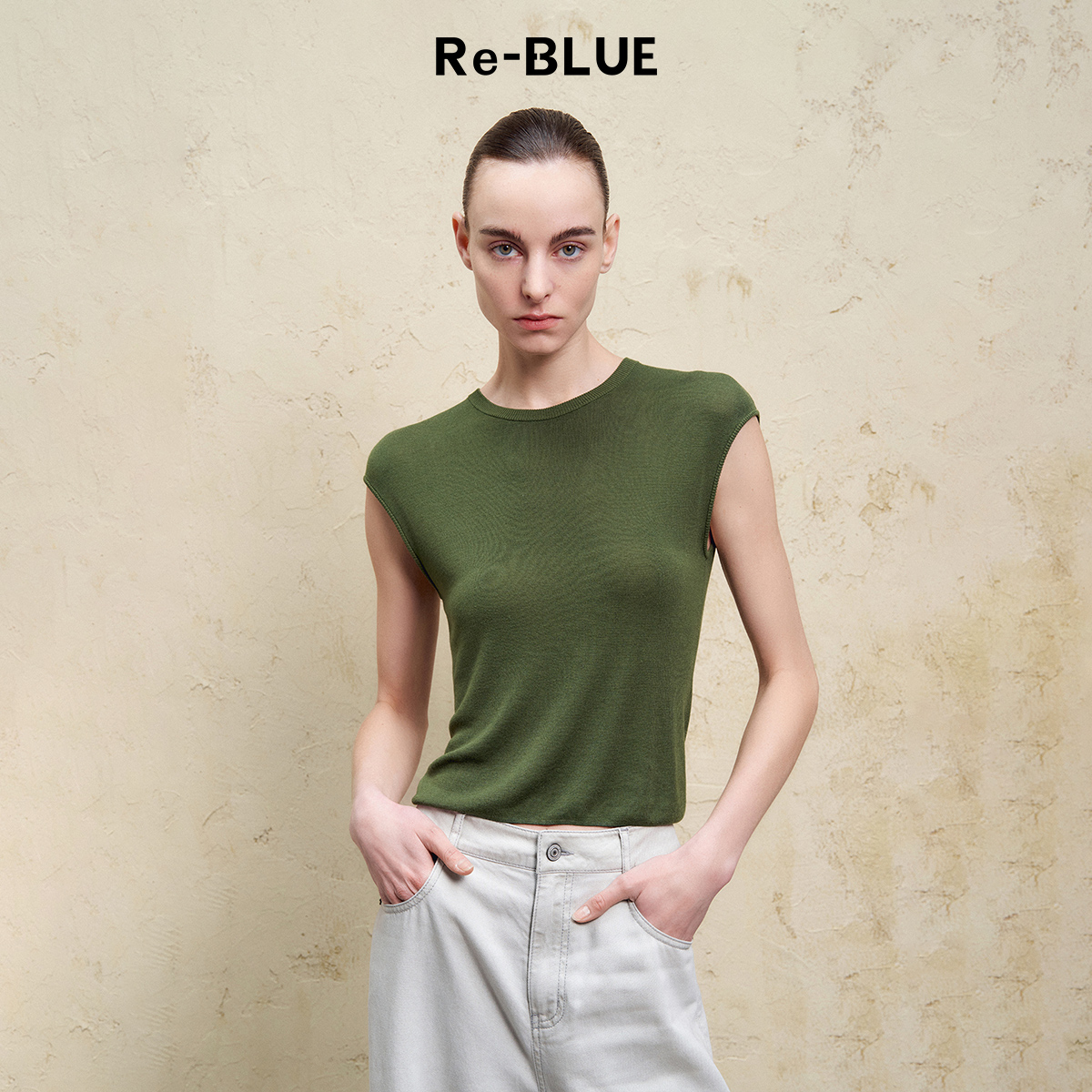 气质温柔后身抽绳包袖针织上衣