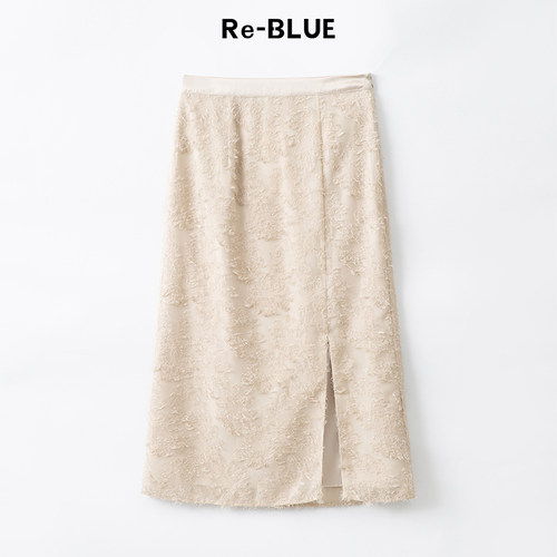 Re-BLUE轻奢优雅女装浪漫灵动剪花肌理直筒侧开叉半身裙