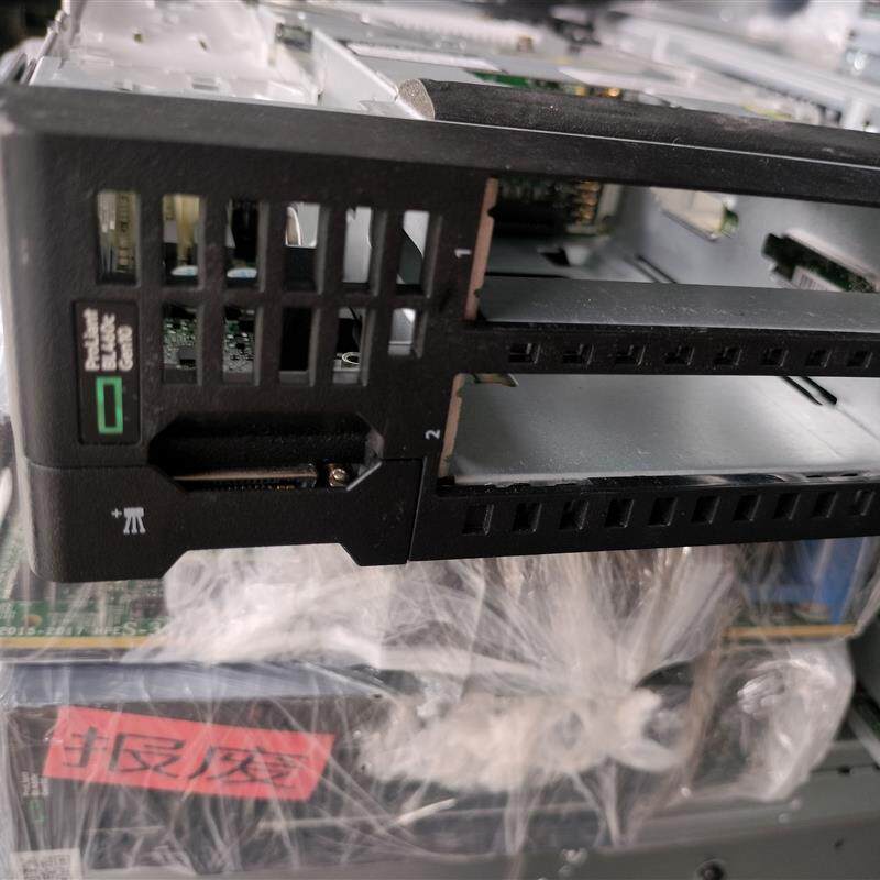 HP/惠普 BL460C G10 刀片服务器准系统 带P204i阵列卡 双散 实图