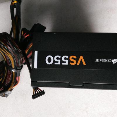 海盗船VS550W 额度550W  台式静音电源 CP-9020050 VS550