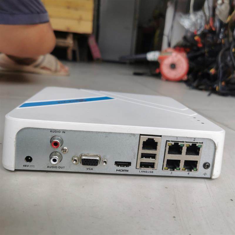 二手海康威视萤石CS-N1P-204 4路无线NVR互联网硬盘录像机POE供电