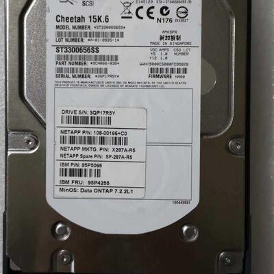 NetApp  X287A-R5 300G 15K SAS 95P4255 FAS2040