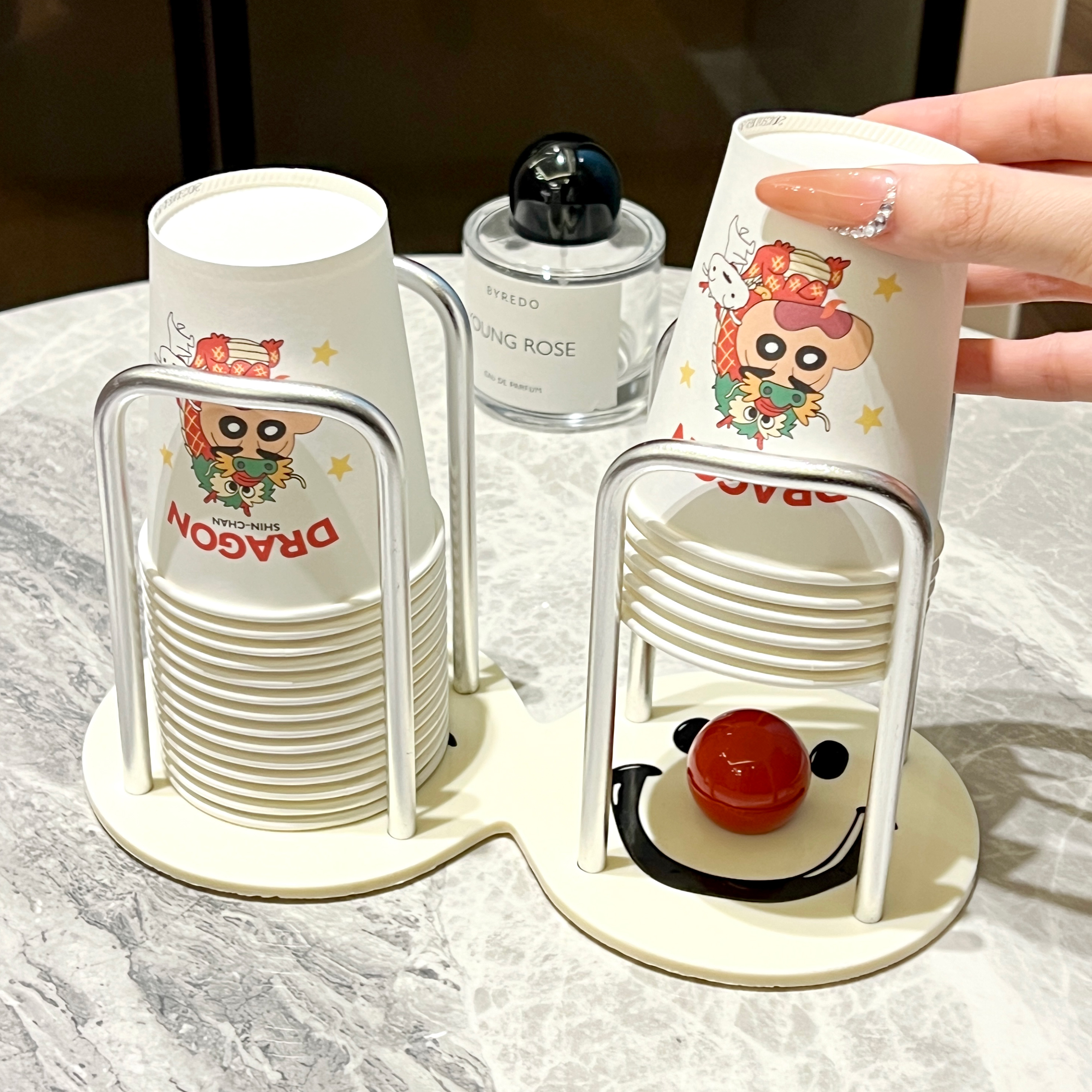 一次性杯子取杯器桌面家用取杯架水杯收纳办公纸杯架置物架高颜值