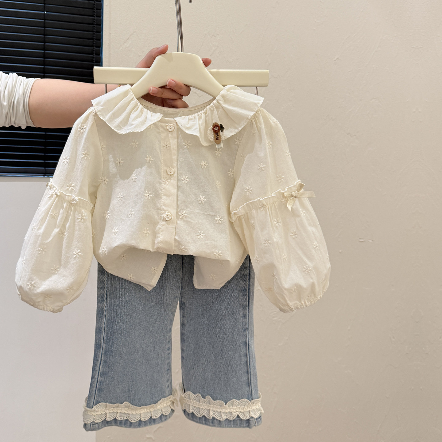 新款春装女童韩版刺绣娃娃衫长袖上衣衬衫女宝宝洋气儿童衬衣童装