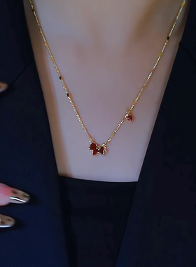 马上有钱~红色爱心小马吊坠项链女2025新款新中式轻奢毛衣链配饰