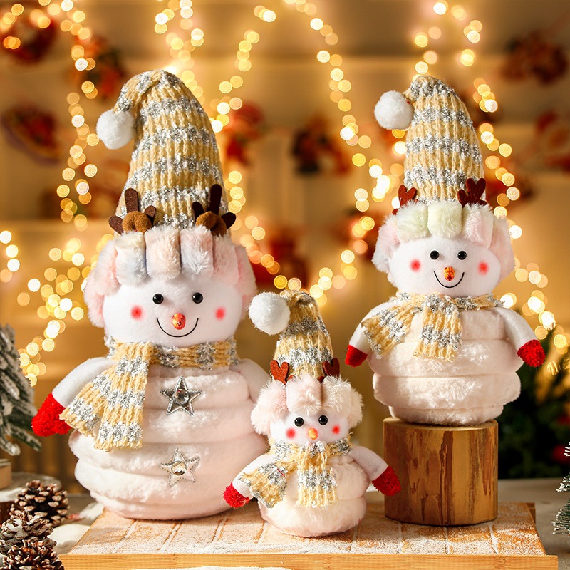 圣诞节装饰品雪人娃娃公仔圣诞树下摆件商场橱窗场景布置拍摄道具