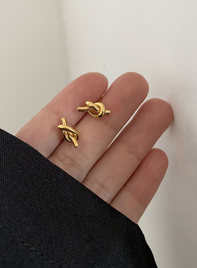 伊灿打结交叉纯银耳钉女冷淡风