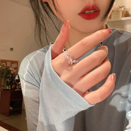 伊灿女锆石蝴蝶可调节指环女百搭