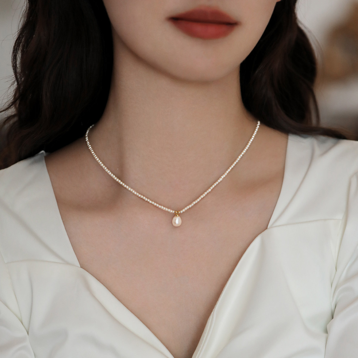 伊灿极细小米珠珍珠项链