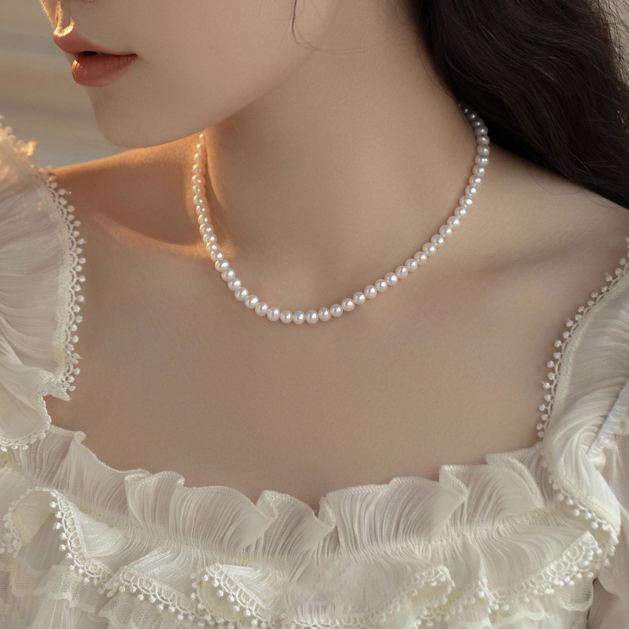 天然淡水珍珠项链女夏季轻奢小众高级感锁骨链法式choker百搭颈链