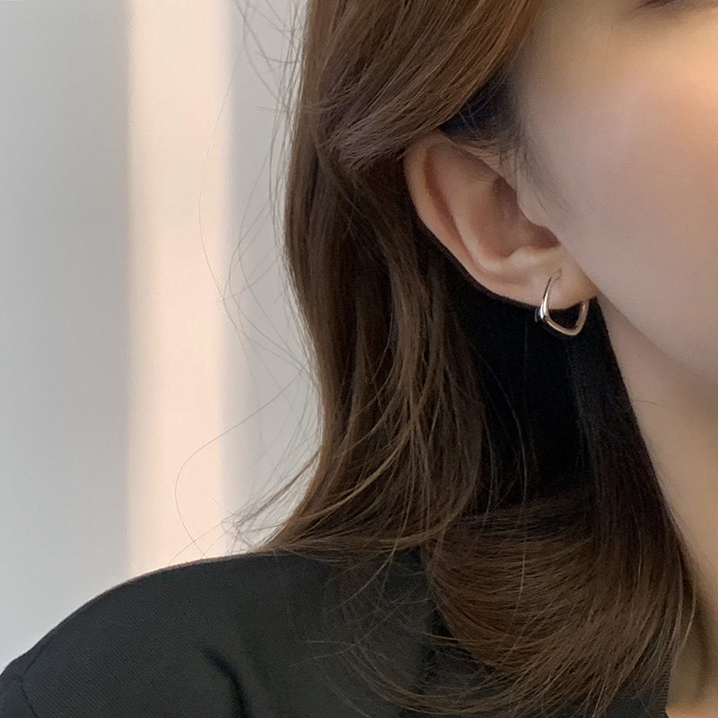 伊灿简约纯银耳圈女冷淡风