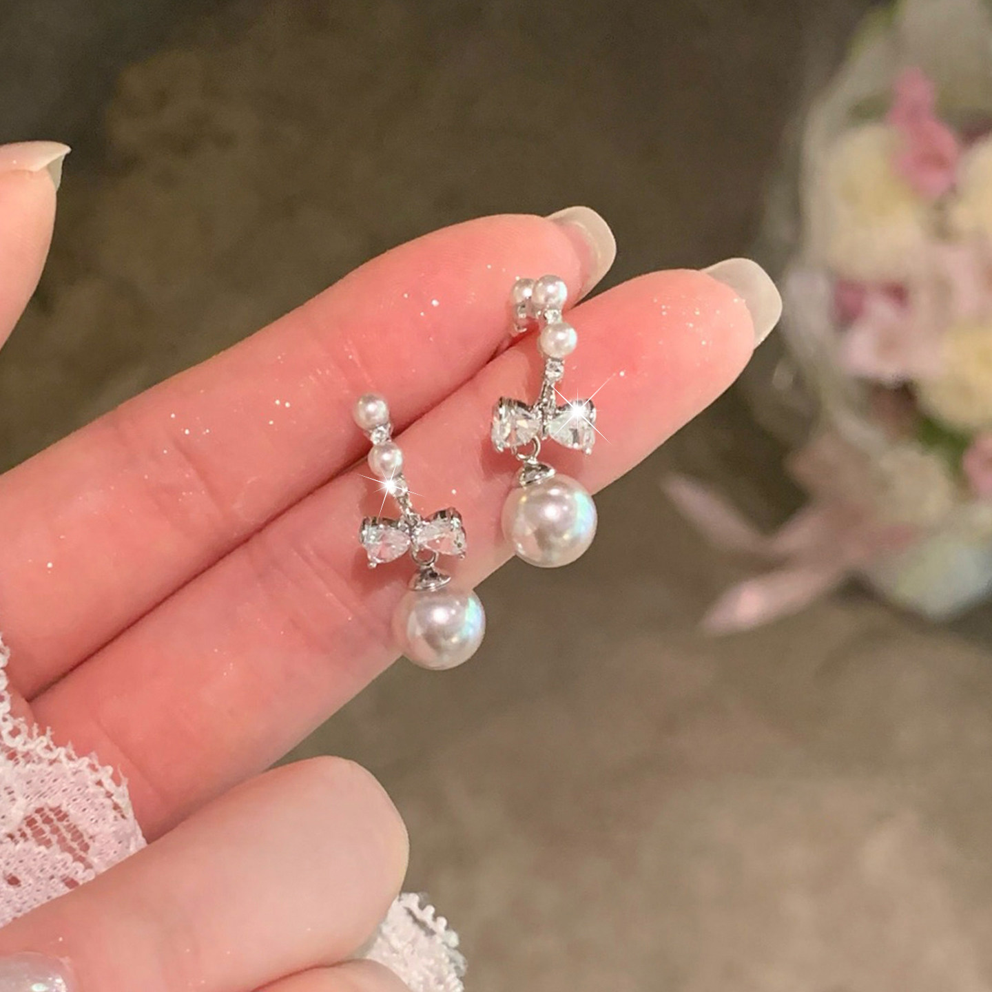 伊灿S925纯银针珍珠蝴蝶锆石耳钉