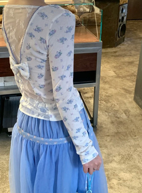 正确版】薄雾蔷薇》碎花蝴蝶结镂空蕾丝露背针织长袖T恤女打底衫