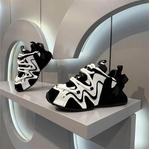 欧洲站2025春季新款翻毛皮老爹鞋