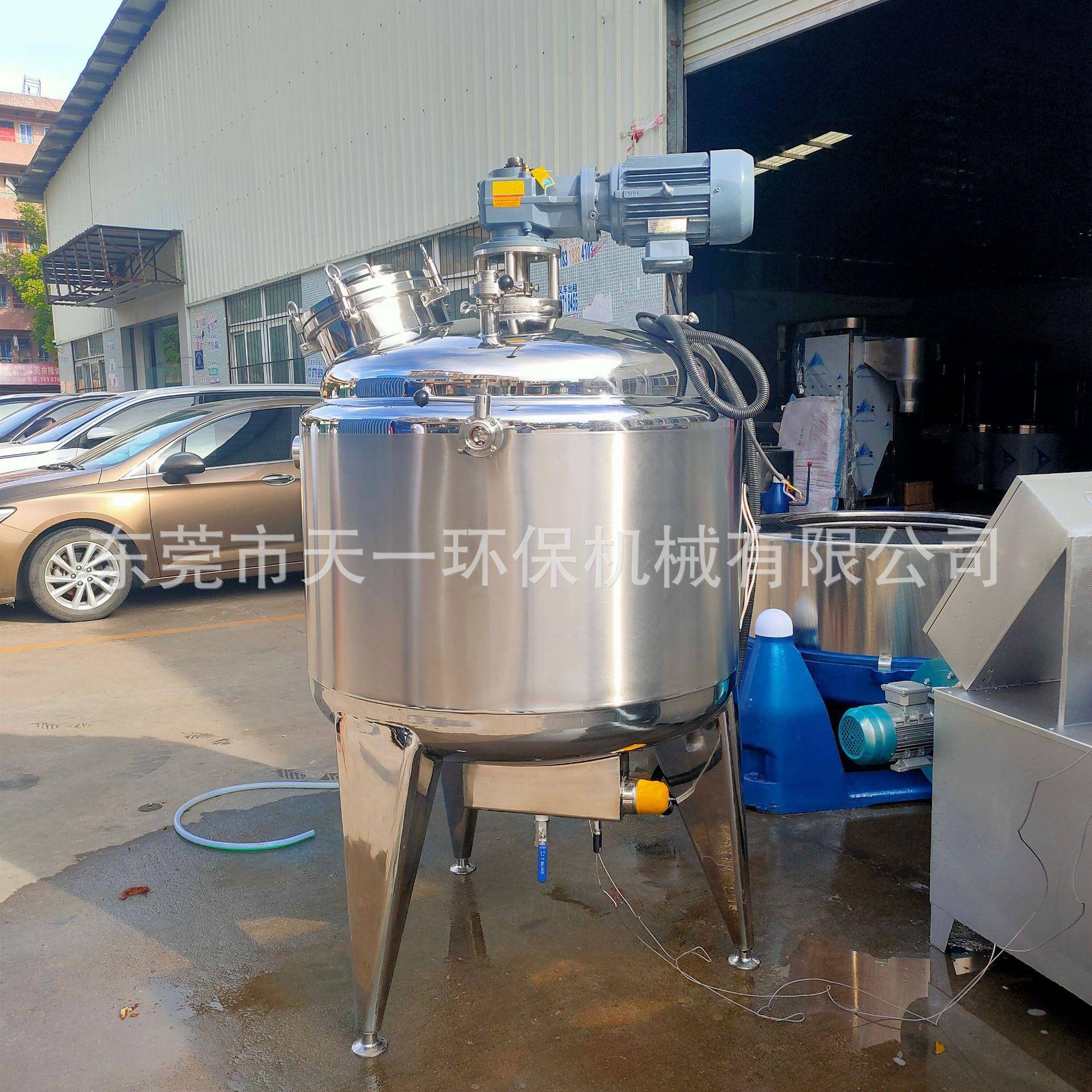 广东工厂制造500L不锈钢食品饮料搅拌罐电加热搅拌桶搅拌机包安装