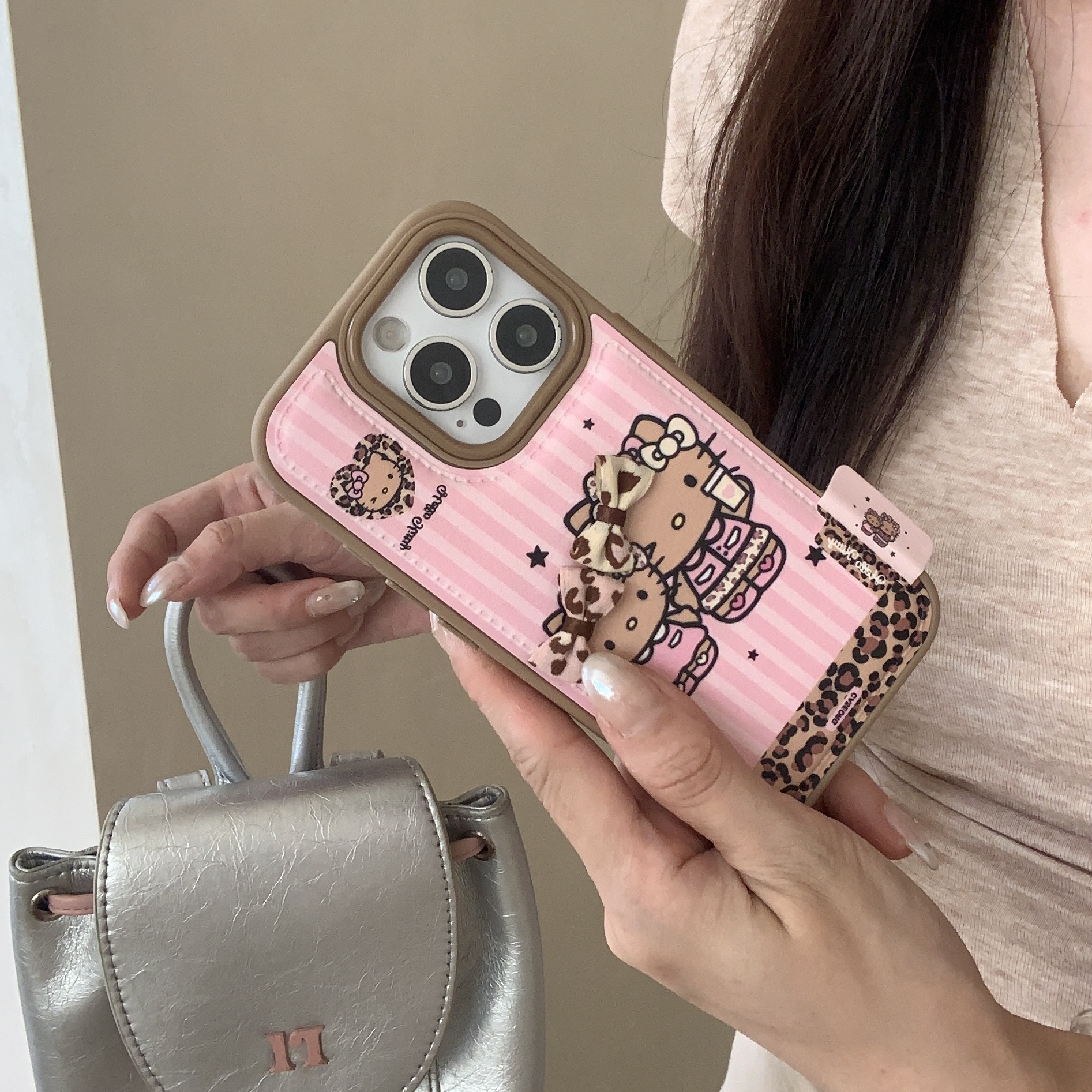 豹纹发夹长腿凯蒂猫iPhone17条纹