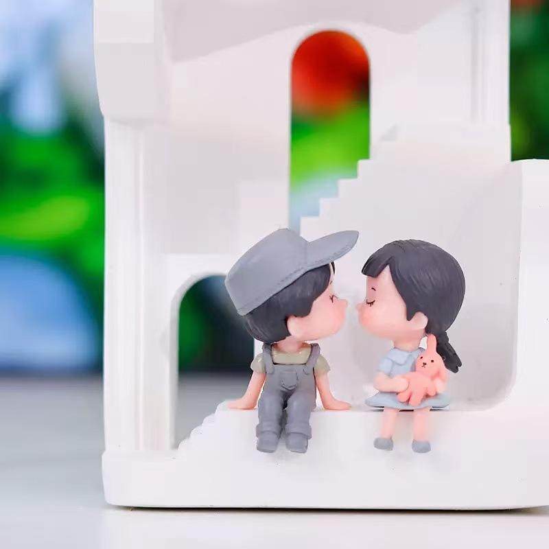 微景观凳子情侣微型亲嘴娃娃公仔摆件钥匙扣七夕挂件蛋糕爆款,家居饰品,流水摆件,淘宝优惠券,粉丝福利购,淘宝优惠卷