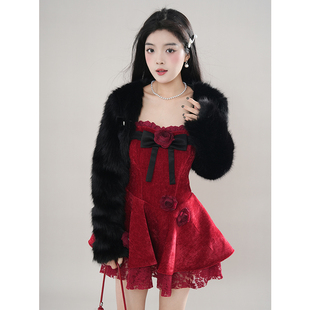 名伶千金 高级感圣诞战袍法式蕾丝连衣裙早春一字肩短裙外套套装