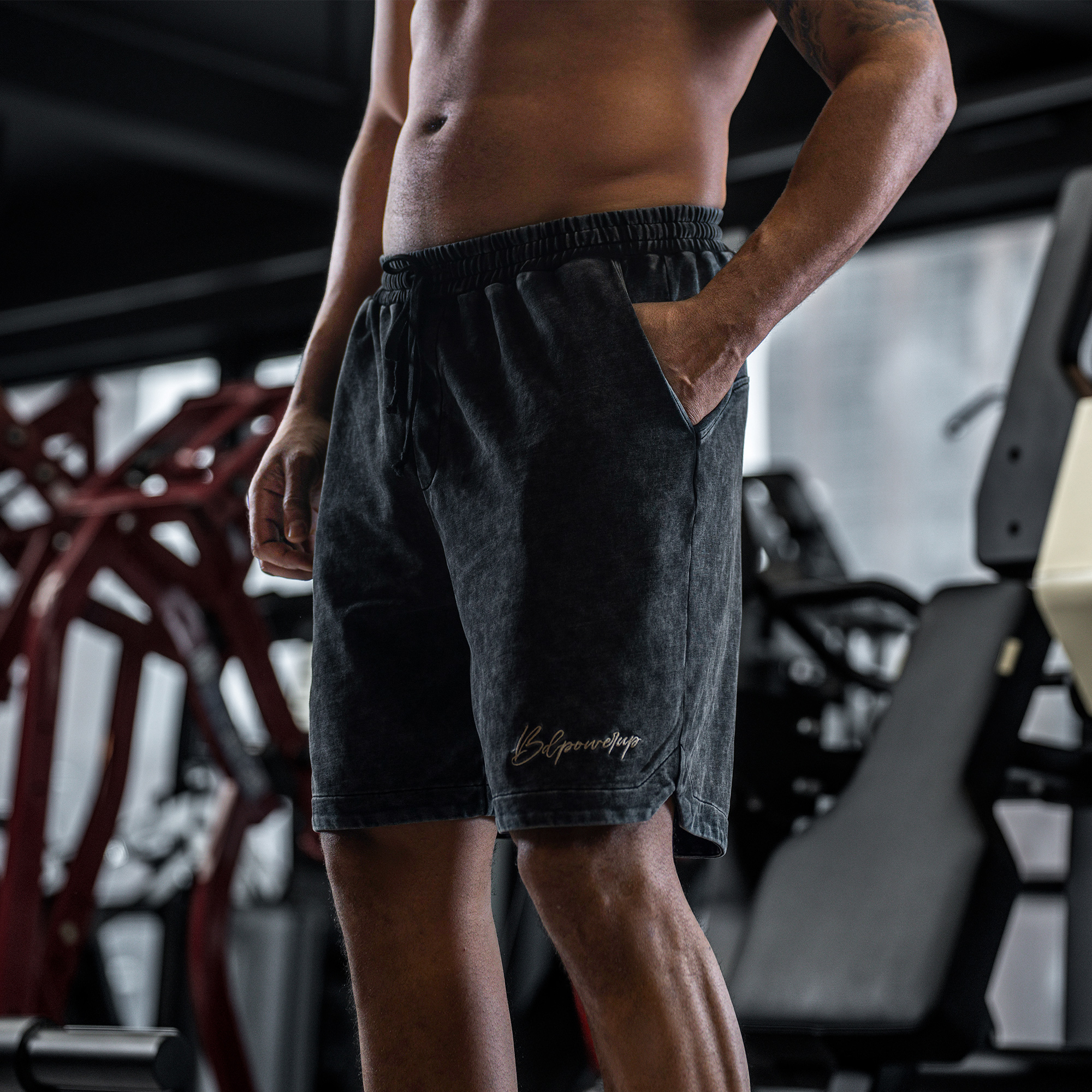 多色水洗拼接绣花短裤宽松