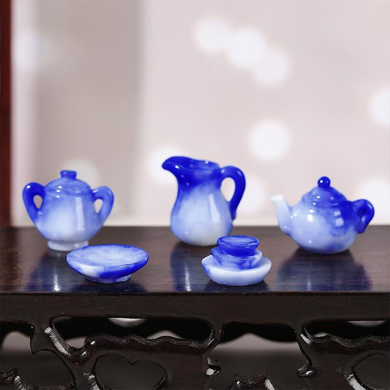 娃娃屋迷你青花瓷茶壶