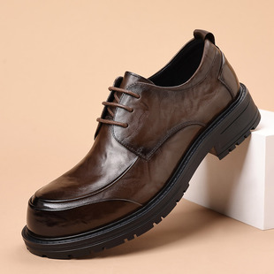 新款大头皮鞋男真皮厚底商务宽脚棕色高级感软底男鞋结婚新郎休闲