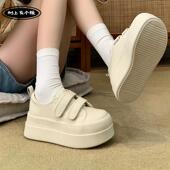 树上有个桃复古厚底小白鞋 百搭魔术贴休闲运动板鞋 女2025春季 新款