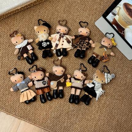 包包挂件女kt猫高级感秋冬百搭挂饰毛绒玩偶公仔黑皮kitty猫配饰